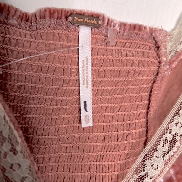 NEW! Free People Truly Yours Crushed Velvet Top Size XS - Picture 6 of 10